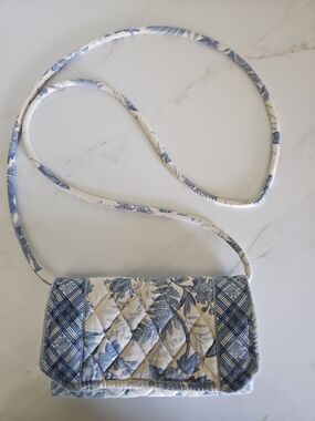 Vintage 2001 Vera Bradley "Blue Toile" Foldover Crossbody  Purse Y2K Cottagecore